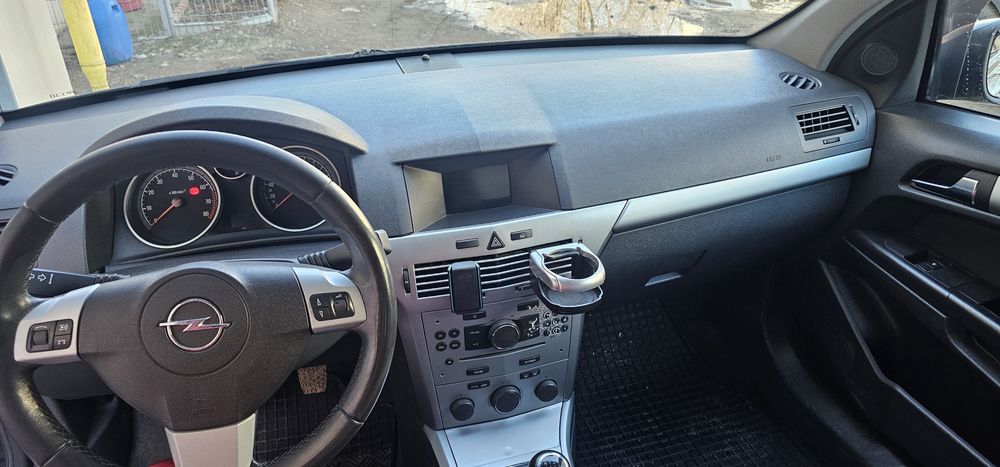 Vând Opel astra H  1.4 benzina