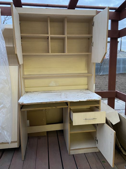 Отдам бесплатно 2 шкафа