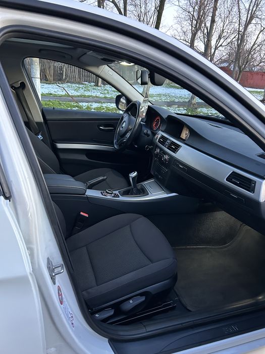 BMW Seria 3 E 90 Motor 2.0 Diesel Fabricatie 2011 Euro 5