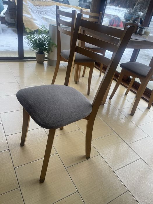 Стол / столове за кухня