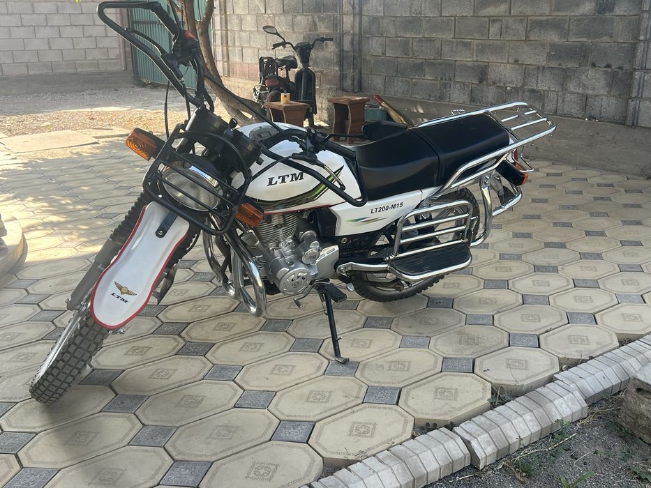 Продаю мотоцикл лтм 200куб м15