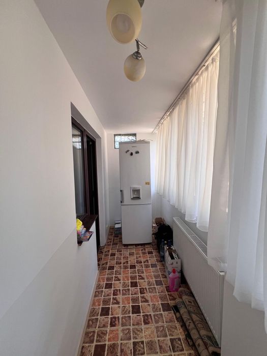 Apartament cu 2 camere de inchiriat parter str oituz complet mobilat 40mp tv internet la 3 minute de universitate mers pe jos