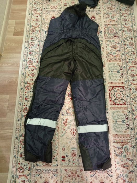 Продам зимнюю спецодежду