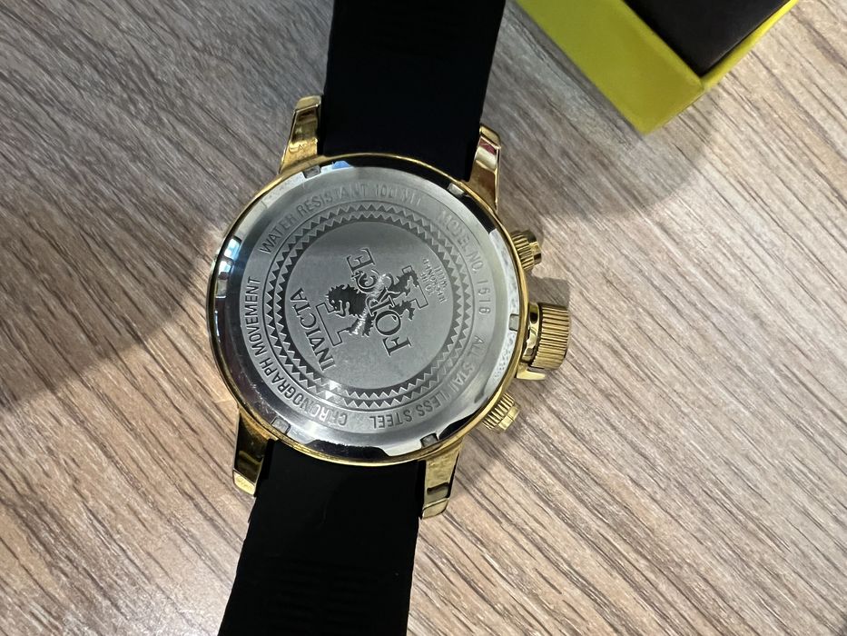 Продам часы «invicta»