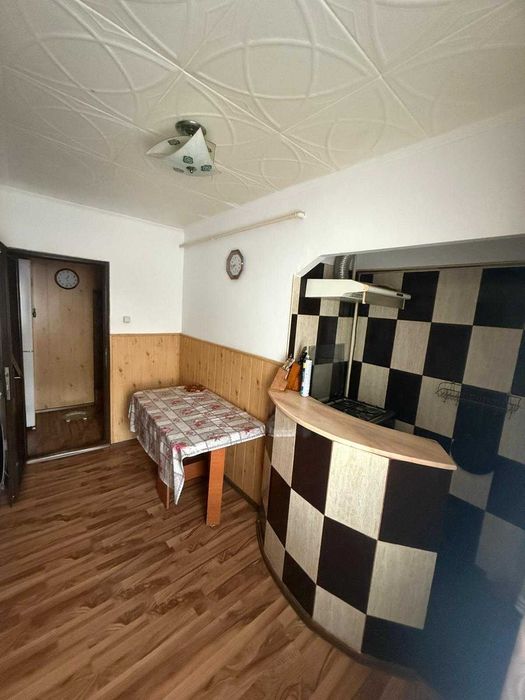 ÎNCHIRIEZ Apartament 2 camere ROBEA T-URI