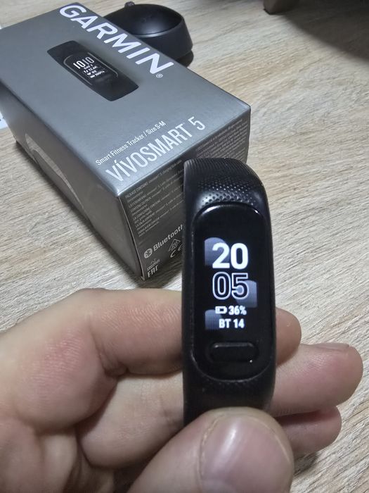 Продам смарт браслет Garmin