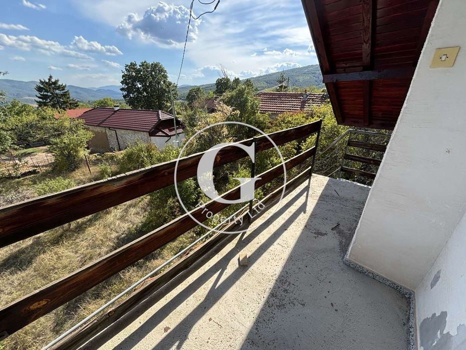 Къща в Перник, област-с.Мурено площ 50 цена 39 000 Евро