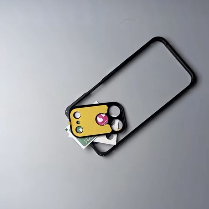 Notanothercase chehol sotiladi