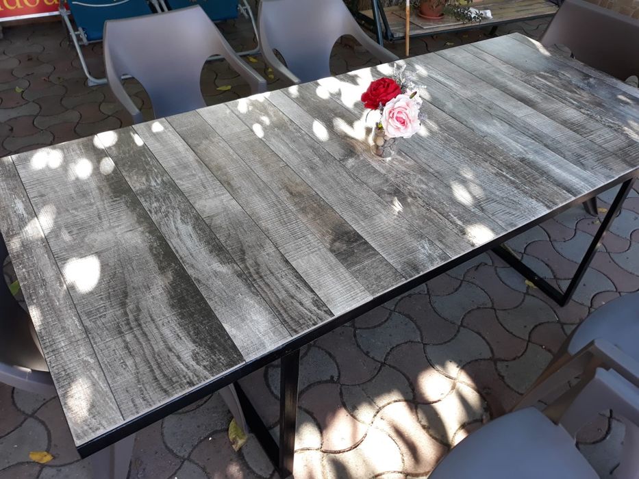 Masa rezistentă  pentru terasă