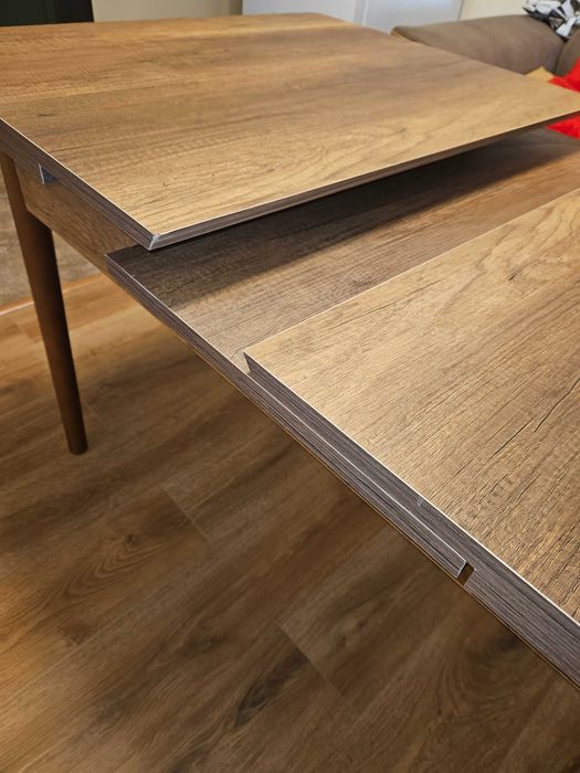 Разтегателна маса