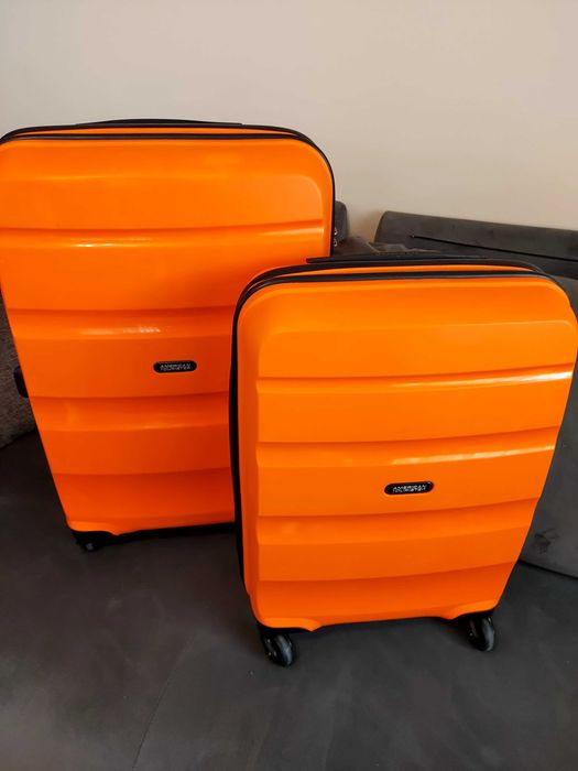 2 броя Куфар American Tourister Bon Air Dlx 55 см. и 66 см. Samsonite
