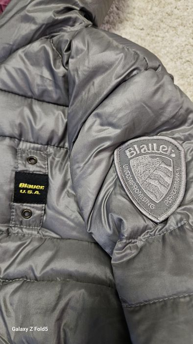 Jacheta Blauer scurta, din puf, M, impecabila.