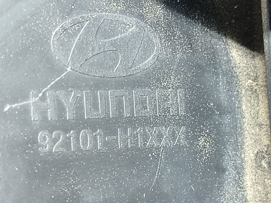 Far stanga 92101h1xxx Hyundai Terracan 1 (facelift) (2004 - 2007)