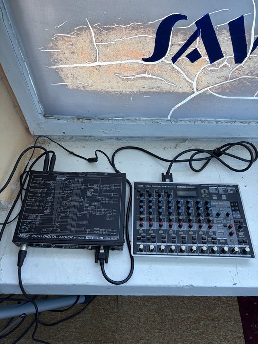 Mixer digital Roland EDIROL