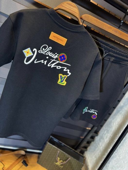 Compleu De Vara Barbati Louis Vuitton Negru!