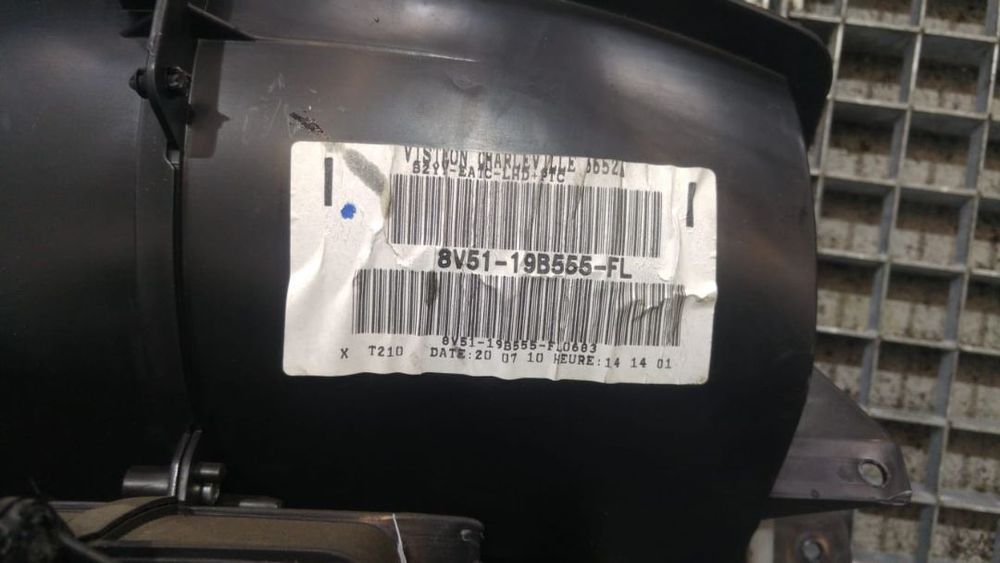 Tulumba aer bord ford fiesta 6 8v51-19b555-fl