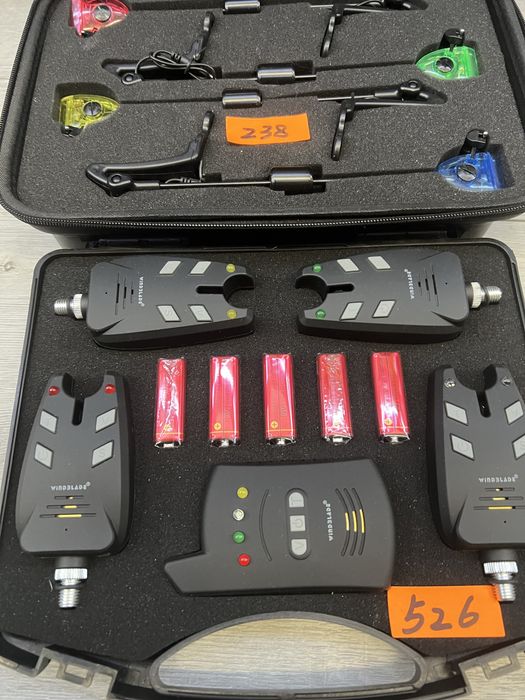 Set 4 avertizori cu stație WindBlade + Penar cu 4 Swingheri Wind Blade