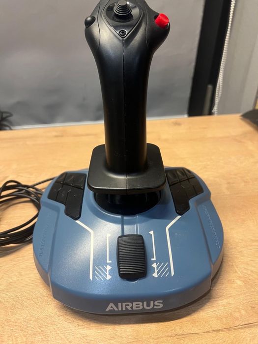 Продам Игровой контроллер
