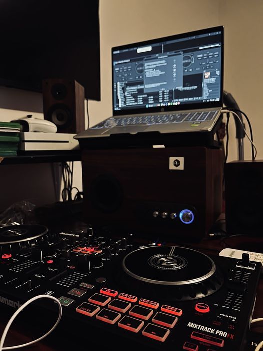 Consola DJ Numark Mixtrack Pro Fx