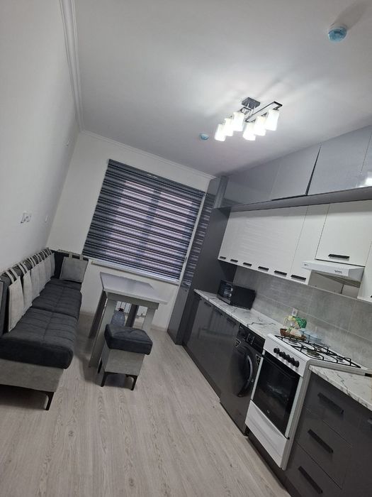 Янги Дархон 2/12/16 75 м² Сергели ор: Симма гостиница продаётся кв