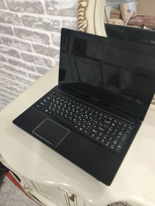 Продам ноутбук Lenovo б.у