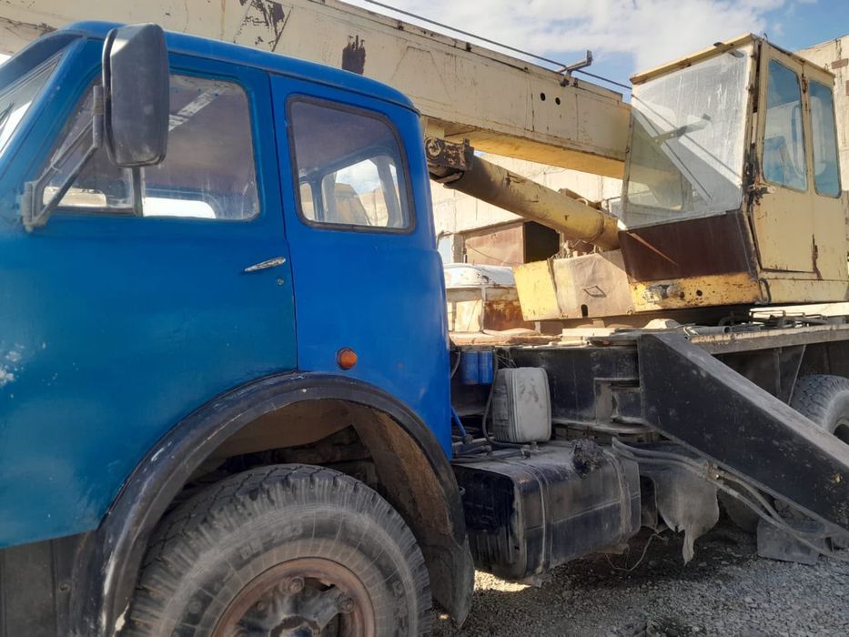 Продам автокран Маз 16 тонн