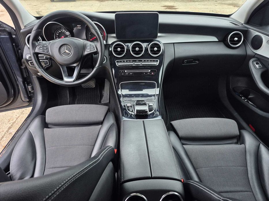 Mercedes-Benz C200D W205