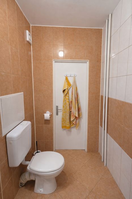 Продава се от собственик! 2-стаен  апартамент в ж.к. Лагера до метро, с гледка към Витоша, ТЕЦ, ремонтиран и обзаведен