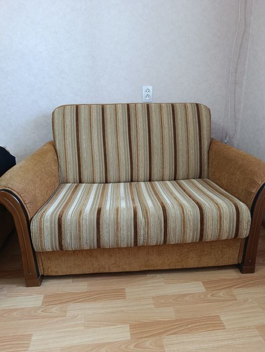 Продам подростковый диван кровать