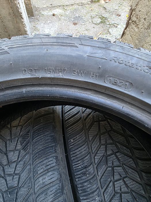 Зимни гуми 245/45R19 Hankook Ханкок