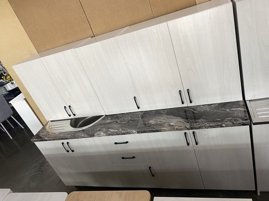 Кухонные гарнитуры