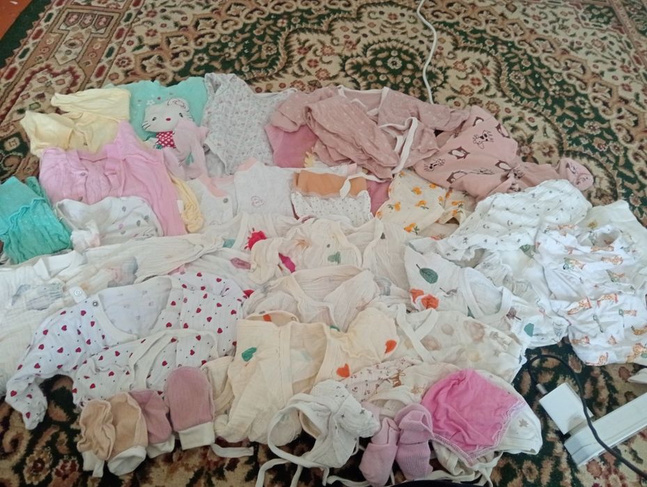 Новарождионный одежда