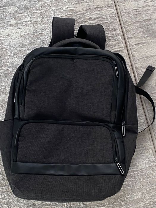 Продам рюкзак школьный