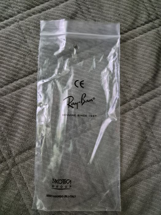 Ray-Ban ochelari de soare polarizati