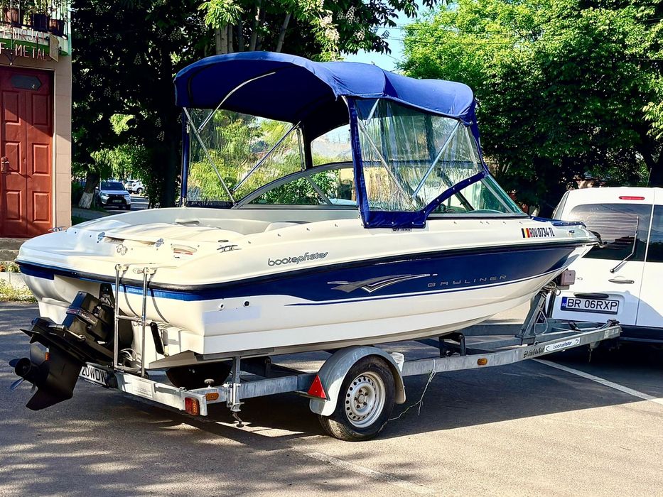 Vand  Barca Bayliner 175 GT motor 135 cp inboard