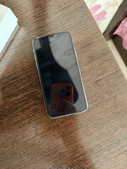 Продаю телефон IPhone 10 XS