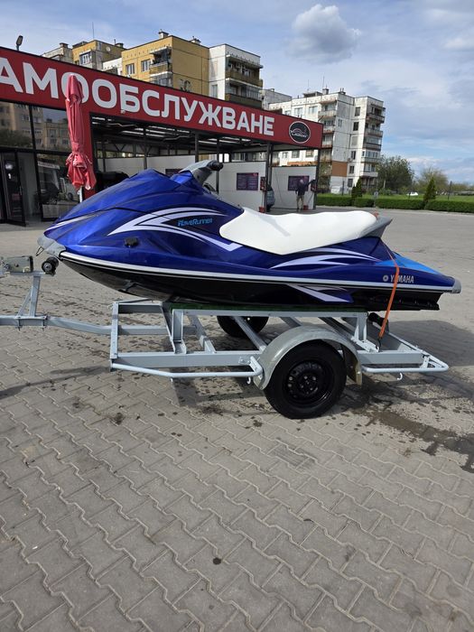 Джет Yamaha Wave Runner