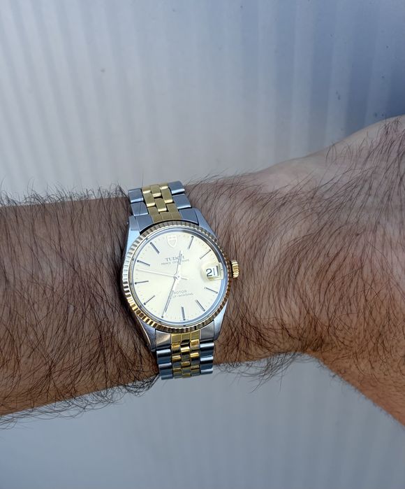 Tudor prince oysterdate(18k bezel) vand sau schimb cu Cartier Tank