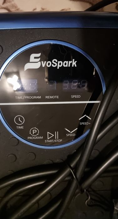 Вибрационна плоча за тренировки EvoSpark