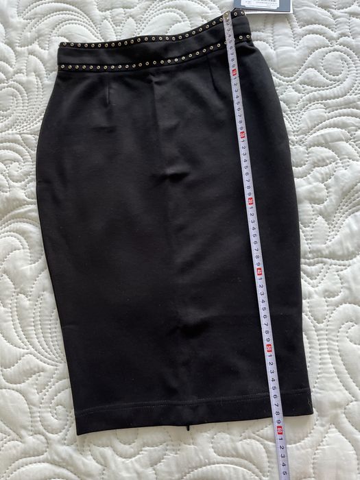 Нова Пола Guess размер S