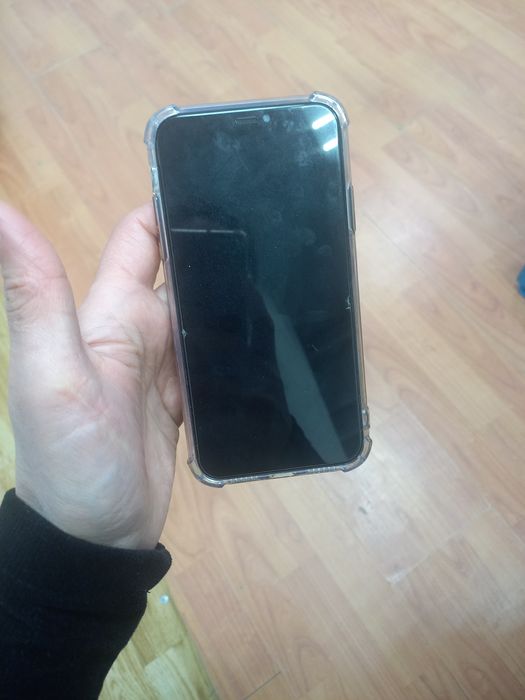 Продам айфон 11 орегинал