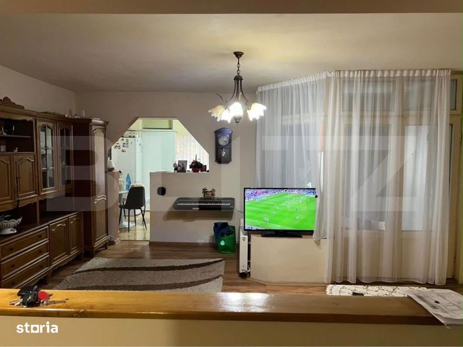 Apartament de vanzare, 77 mp, cartier Bradet