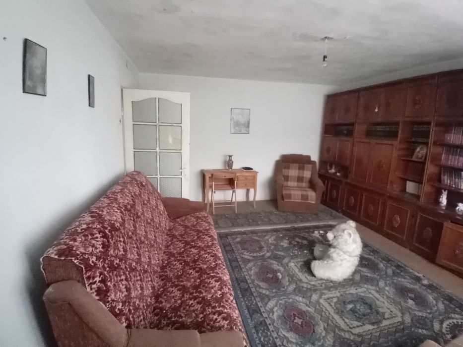 Apartament cu 2 camere de vânzare în Târgoviște.