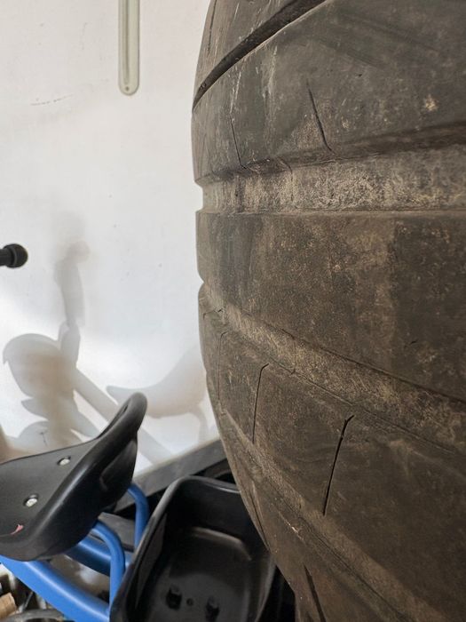 255/55/19 KUMHO  (104Y)