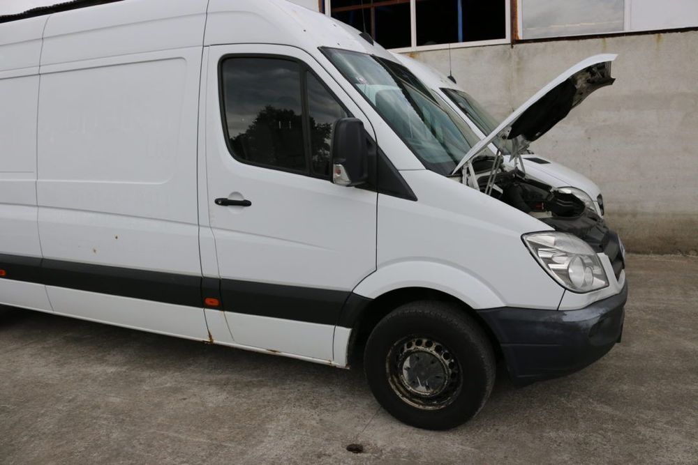 Dezmembrez Mercedes Sprinter 313 2.2CDI 2011 - 2016 Euro 5