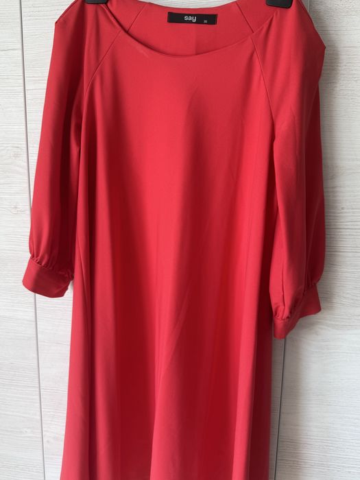 Платье S размера коктельное