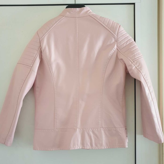 Кожено яке за момиче