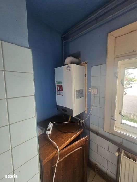 Apartament 3 camere decomandat - centrala termica !!
