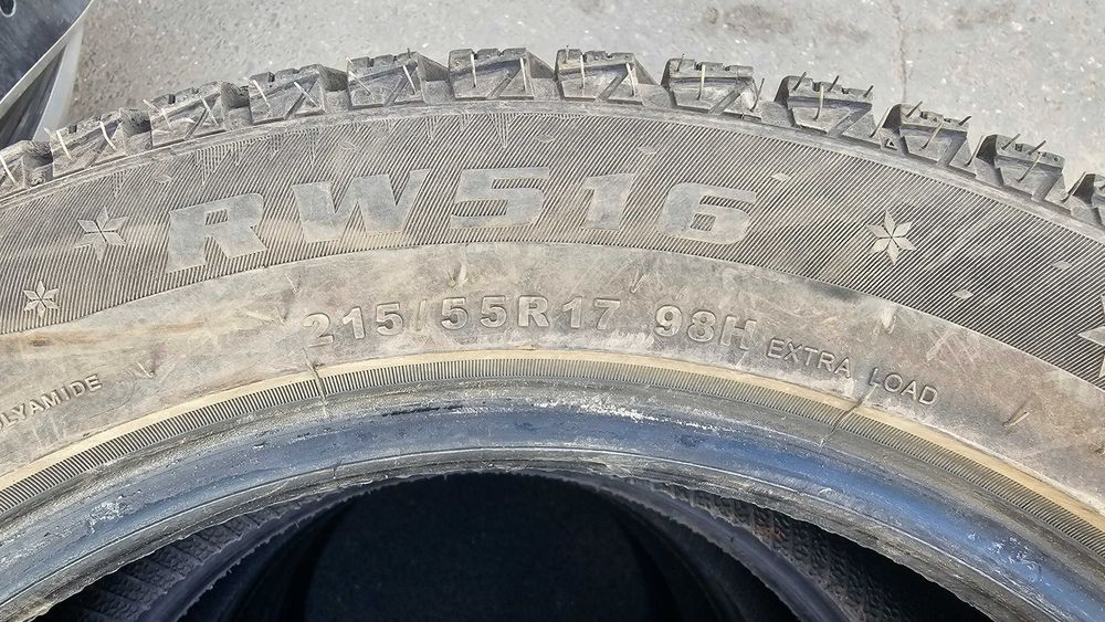 215/55/R17 Habilead шипы