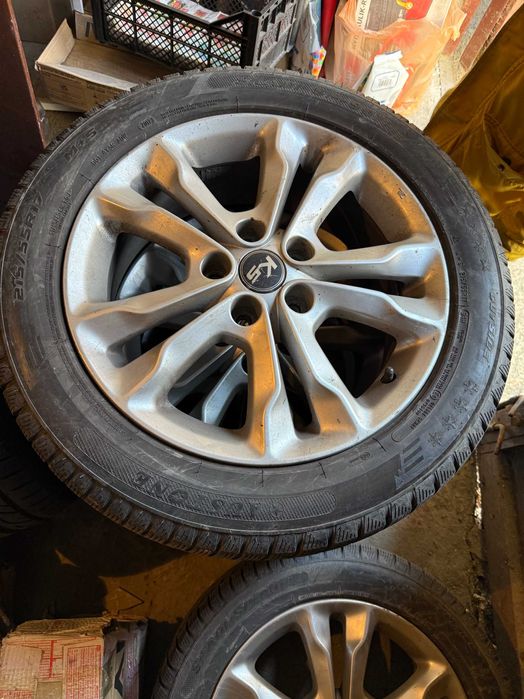 Джанти с гуми Kia 5x114,3 17 оригинални Кия 5х114,3